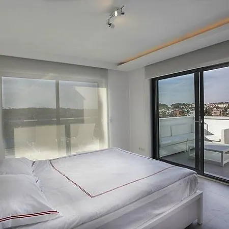 Q Premium Apartment *